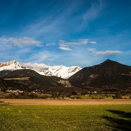 Eden Des Cimes, *